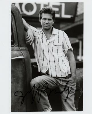 Lot #539 Jeff Bridges Signed Photograph