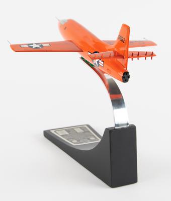 Lot #7814 Chuck Yeager Signed Model - Image 4