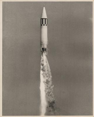 Lot #7781 Redstone Launch Vehicle (40) Oversized Photograph Collection  - Image 5