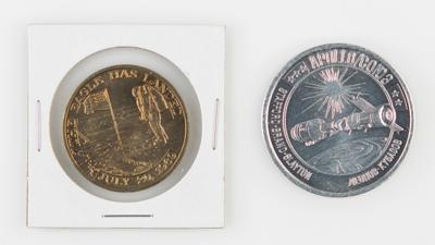 Lot #7164 Manned Flight Awareness Medallion Presentations (3) - Apollo 8 and 11, Apollo Soyuz Test Project