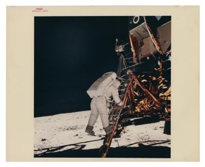 Lot #7315 Apollo 11: Buzz Aldrin Original 'Type 1' Photograph - Image 1