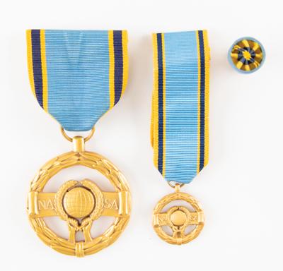 Lot #7229 Jim McDivitt's NASA Exceptional Service Medal