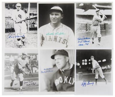 Lot #731 Baseball Hall of Famers (6) Signed