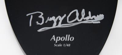 Lot #333 Buzz Aldrin Signed Model - Image 2