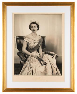 Lot #1114 Queen Elizabeth II Signed Oversized Photograph - Image 2