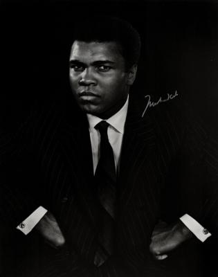 Lot #1911 Muhammad Ali Signed Photograph - Image 1