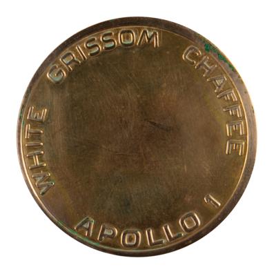 Lot #65 Apollo 1 Gold Fliteline Medallion - From the Family Collection of Apollo Astronaut Ed White II - Image 4