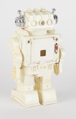 Lot #258 Vintage Star Fighter 1120 Robot by New Bright from the collection of Andres Serrano - Image 2