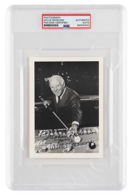 Lot #6668 Willie Mosconi Signed Photograph - Image 1