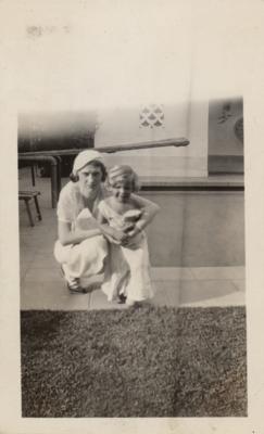 Lot #204 Bugsy Siegel: Esta and Barbara Siegel Original Photograph - Image 1