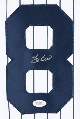 Lot #910 Yogi Berra Signed Baseball Jersey - Image 2