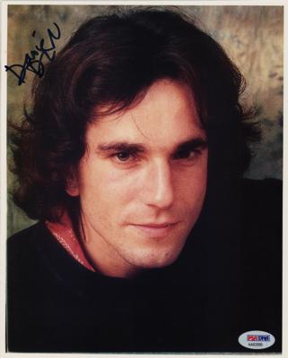 Lot #814 Daniel Day-Lewis Signed Photograph