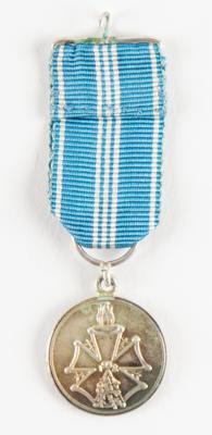 Lot #6267 Helsinki 1952 Summer Olympics Volunteer's Badge - Image 2
