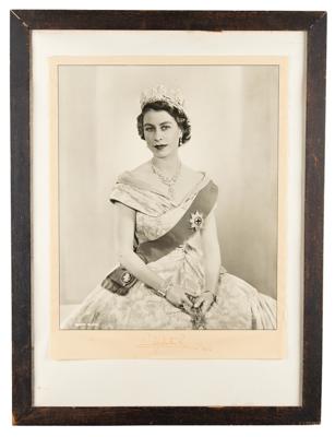 Lot #213 Queen Elizabeth II Oversized Signed Photograph - Image 2