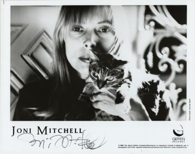 Lot #640 Joni Mitchell Signed Photograph