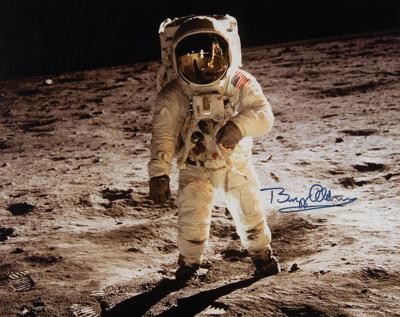 Lot #396 Buzz Aldrin Signed Photograph - Image 2
