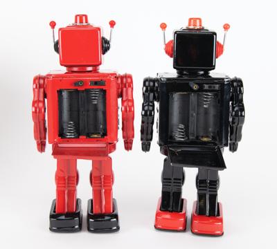 Lot #841 Vintage Toy Robots (53) from the Collection of Andres Serrano - Image 35