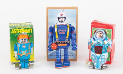 Lot #841 Vintage Toy Robots (53) from the Collection of Andres Serrano - Image 62
