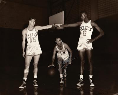 Lot #891 Boston Celtics: Bob Cousy Oversized Signed Photograph - Image 1