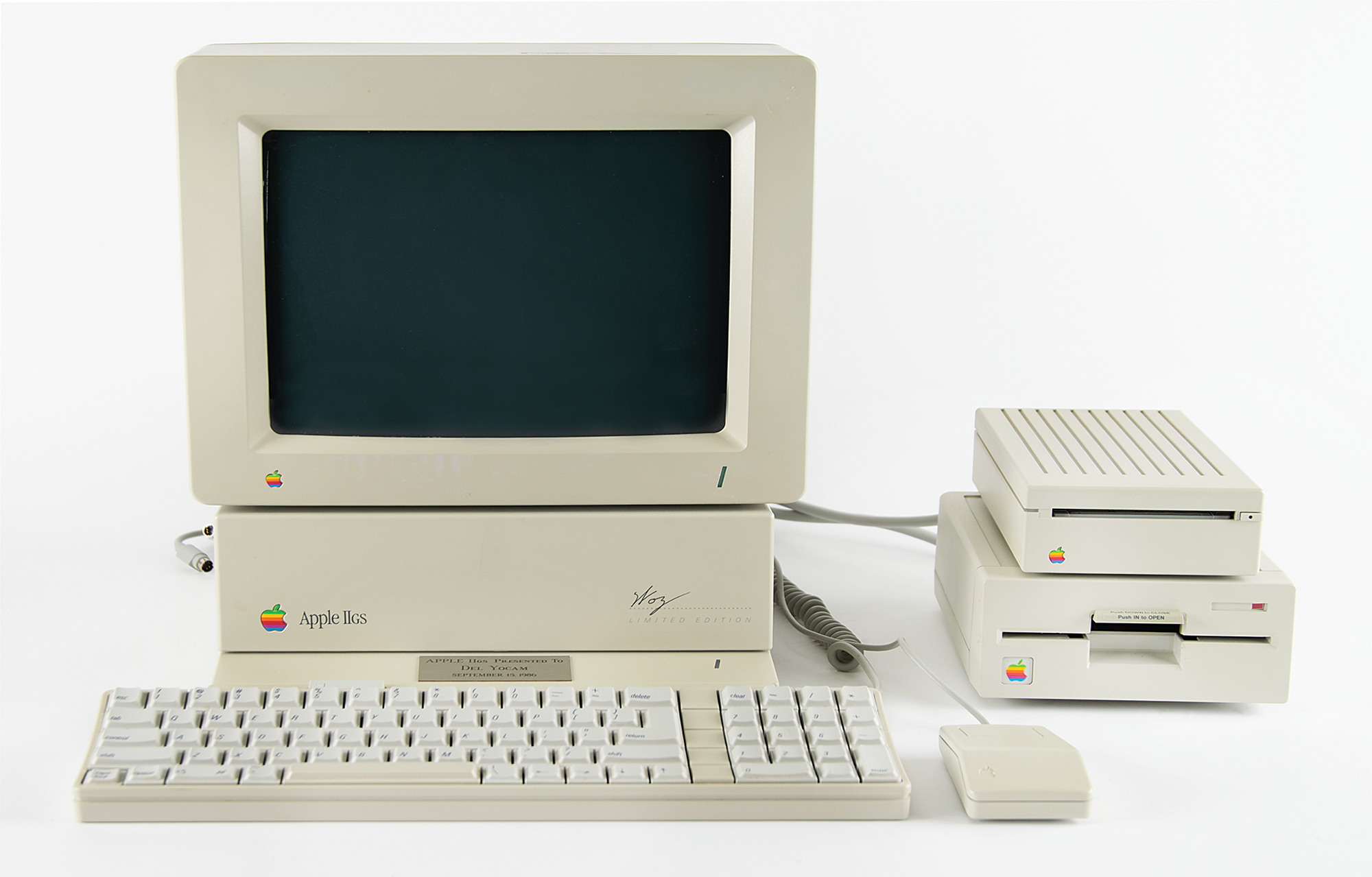Lot #8015 Del Yocam's Apple IIGS Woz Edition