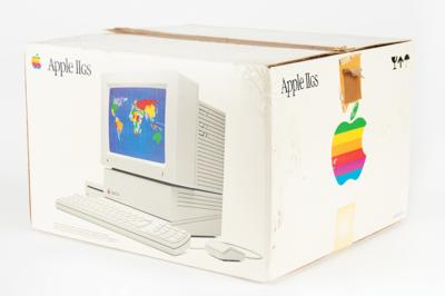 Lot #8016 Del Yocam's Special Edition Apple IIGS with Original Box - Image 11