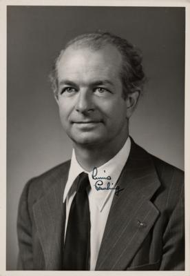 Lot #217 Linus Pauling Signed Photograph