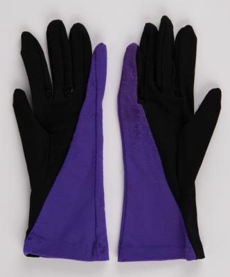 Lot #8019 Prince's Purple Rain-Era Black-and-Purple Gloves - Image 2