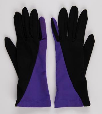 Lot #8019 Prince's Purple Rain-Era Black-and-Purple Gloves - Image 3