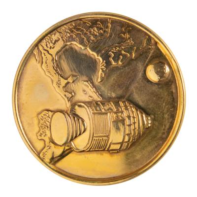 Lot #9171 Gus Grissom's Apollo 1 Gold Fliteline Medallion