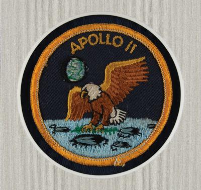 Lot #9262 Apollo 11 Flown Flag and Crew-Signed Cover - Image 4