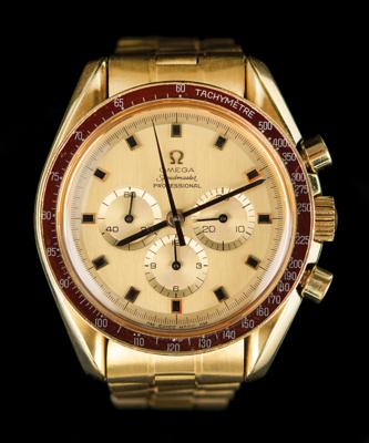 Lot #9002 Alan Bean's 18K Gold Omega Speedmaster Professional 1969 Apollo 11 Commemorative Watch - Image 3