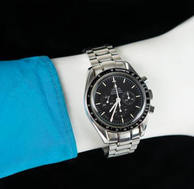 Lot #9006 Mir Flown Omega Speedmaster Professional Chronograph (365 Days in Space) - Image 2