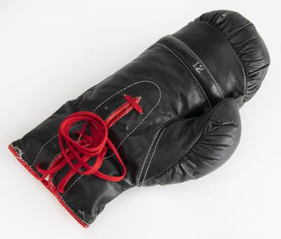 Lot #724 Muhammad Ali Signed Boxing Glove - Image 3