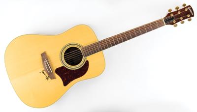 Lot #3324 James Taylor Signed Guitar - Image 3