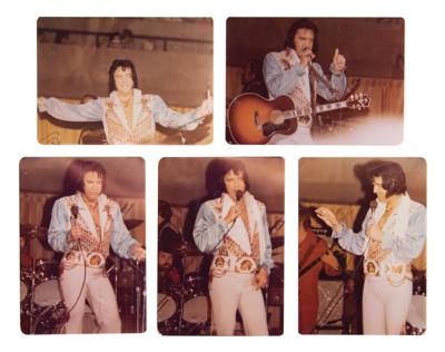 Lot #3148 Elvis Presley Collection of (40) Unpublished Candid Concert Photographs - Image 2