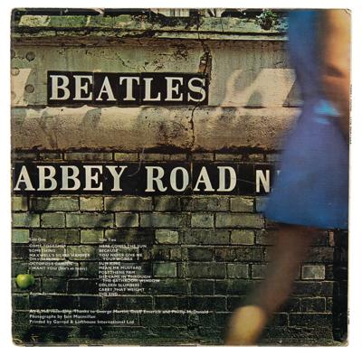 Lot #3014 Ringo Starr Signed Album: 'Abbey Road' (First Pressing) - Image 2