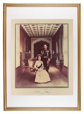 Lot #194 Queen Elizabeth II and Prince Philip Signed Oversized Photograph (1984) - Image 2