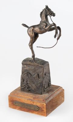 Lot #4372 Calgary 1988 Winter Olympics Bronze Statue by Gina McDougall - From the Collection of IOC Member James Worrall - Image 3
