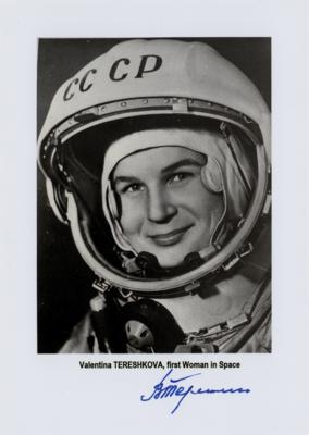 Lot #322 Valentina Tereshkova Signed Photograph - Image 1