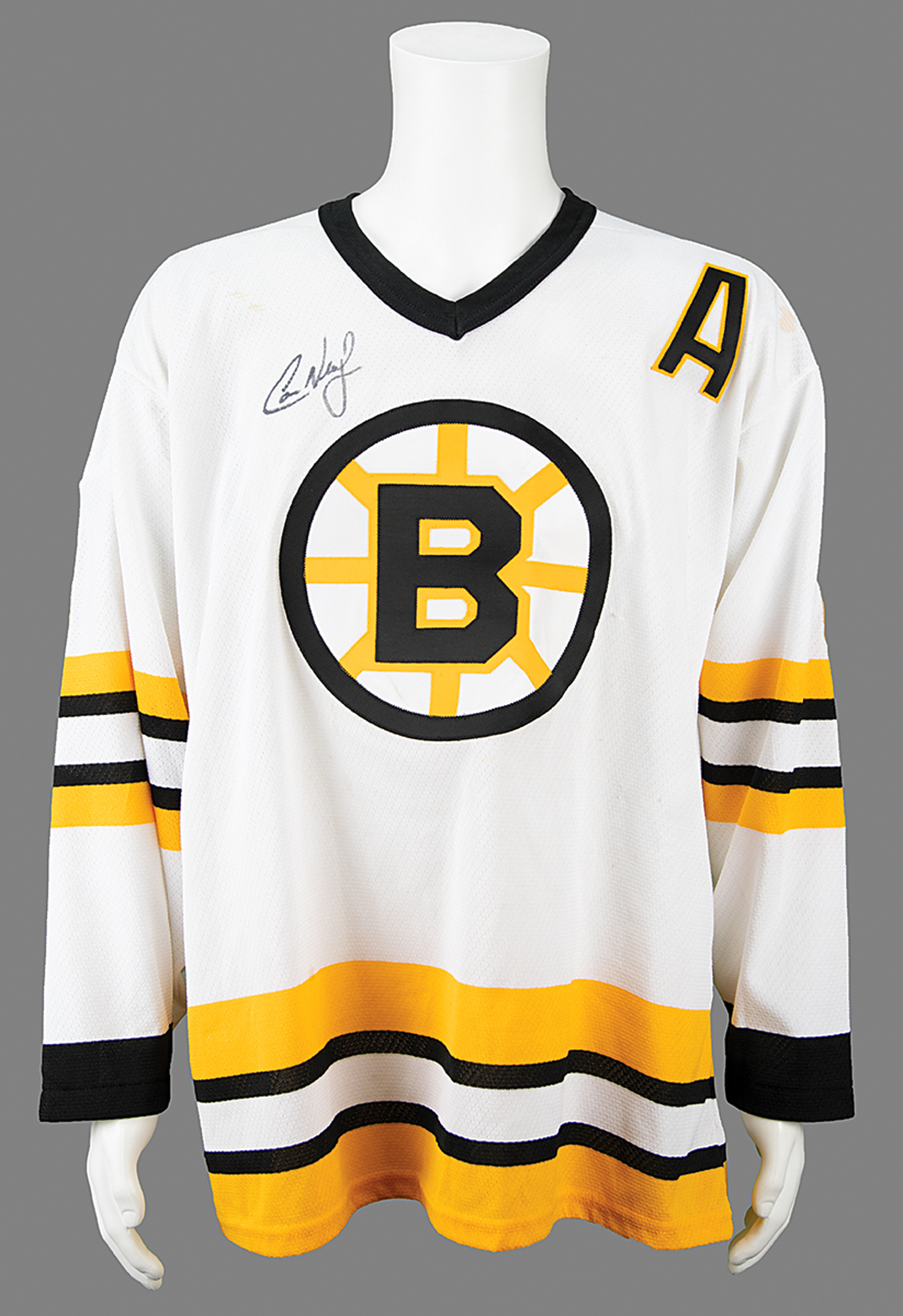 Boston Bruins CCM Jersey Chara Size L