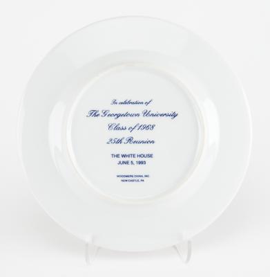 Lot #49 Bill Clinton: Georgetown University 1968 Yearbook and 25th Class Reunion White House Plate - Image 5