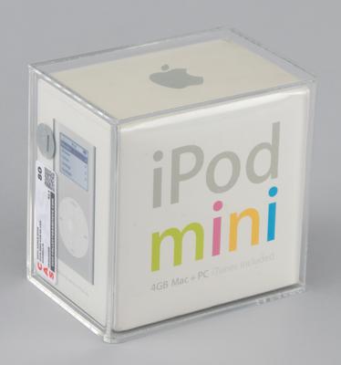 Lot #5030 Apple iPod Mini (First Generation, Sealed)