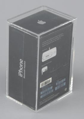 Lot #5035 Apple iPhone Bluetooth Headset (First Generation, Sealed) - Image 2