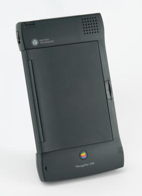 Lot #5029 Apple Newton MessagePad 2100 - Image 2