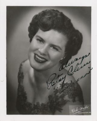 Lot #521 Patsy Cline Signed Photograph