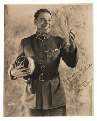 Lot #823 Victor McLaglen Signed Photograph - Image 1