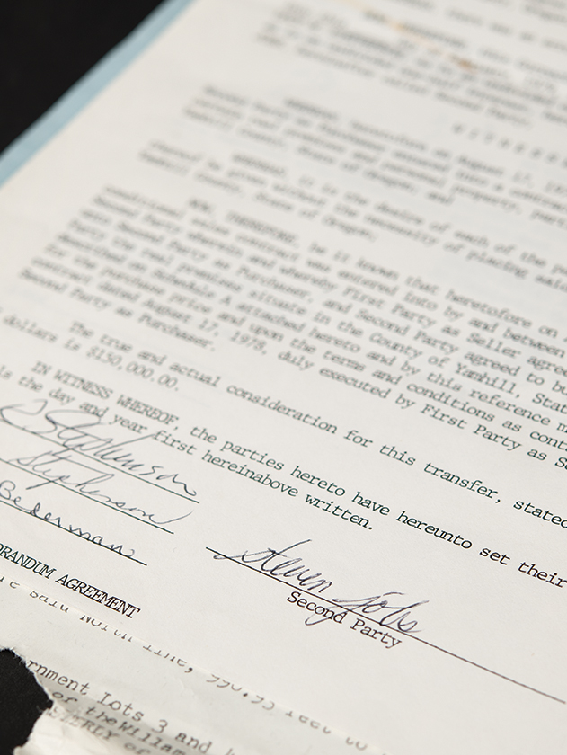 Lot #151 Steve Jobs Signed Real Estate Document