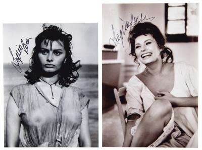 Lot #903 Sophia Loren (5) Signed Photographs - Image 2