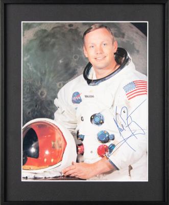 Lot #7099 Neil Armstrong Signed Photograph - Image 3