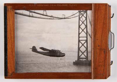 Lot #7398 Clyde Sunderland's R. B. Graflex Series D Curtain Aperture Camera and Original Vintage Pan Am China Clipper Photograph - Image 2